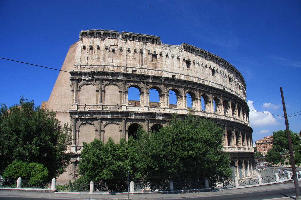 Viale Del Colosseo Rome Extérieur photo