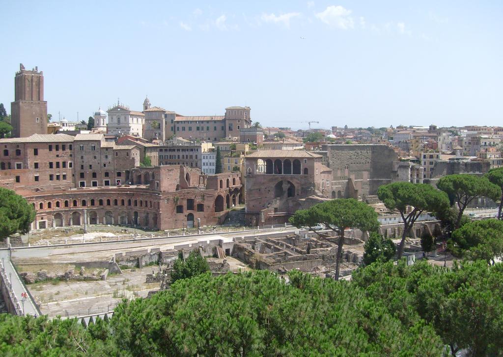 Viale Del Colosseo Rome Extérieur photo