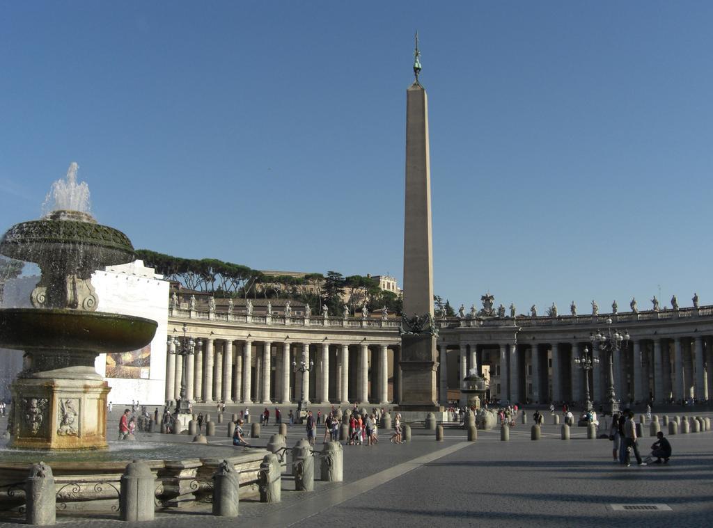 Viale Del Colosseo Rome Extérieur photo